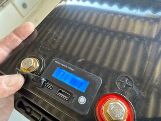 ΜΠΑΤΑΡΙΑ ΛΙΘΙΟΥ LIFEPO4 12V /200AH /16,9KG-thumb-3