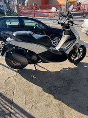 Piaggio Beverly 350 2013-thumb-5