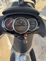 Piaggio Beverly 350 2013-thumb-14