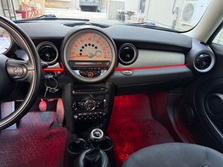 Mini Cooper 2012 R56-thumb-2