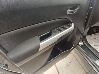 Suzuki Vitara 2018 1.6 DDiS V-Cool 4x4*120hp-thumb-23