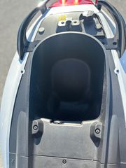 Gilera GP 800 2010-thumb-7
