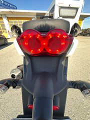 Gilera GP 800 2010-thumb-10