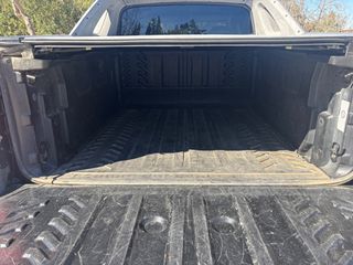 Chevrolet Avalanche 2002-thumb-10