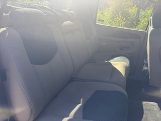 Chevrolet Avalanche 2002-thumb-22