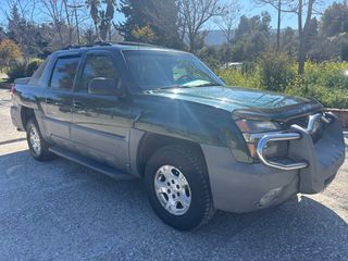 Chevrolet Avalanche 2002-thumb-6