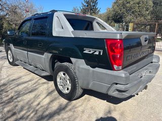 Chevrolet Avalanche 2002-thumb-2