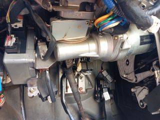 ΚΟΛΩΝΑ ΤΙΜΟΝΙΟΥ  ΚΟΜΠΛΕ ΜΕ ΕΓΚΈΦΑΛΟ ΚΑΙ ΜΟΤΈΡ HYUNDAI GETZ 2003-2008