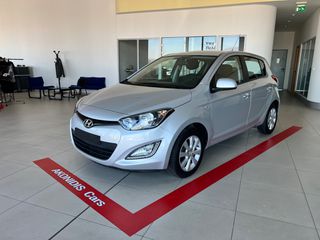 Hyundai i 20 2013 1.1 CRDI TREND  6-TAXYTO