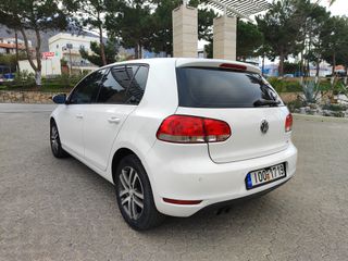Volkswagen Golf 2010-thumb-6