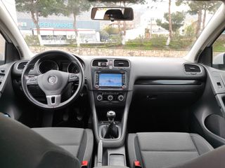 Volkswagen Golf 2010-thumb-11