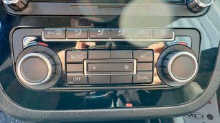 Volkswagen Scirocco 2011 TSI 1.4-thumb-6