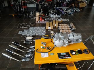 kapaki volan takegawa alouminio gia honda c50 glx dax chaly astrea supra ss50 z50j Z50R monkey Gorilla skyteam Jincheng Jintong JC50 MODIFYING GARAGE "since1993" TAKEGAWAGR - 4miniracingparts,gr-thumb-28