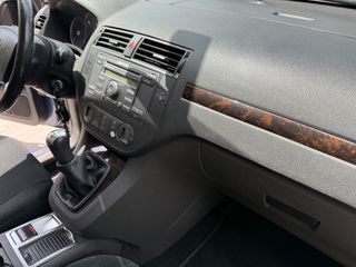 Ford C-Max 2005 GHIA-thumb-15