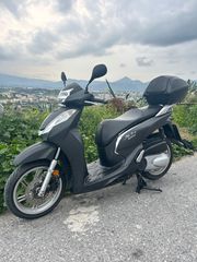 Honda SH 300i 2018 ABS, TOP BOX