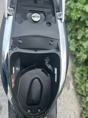 Honda SH 300i 2018 ABS, TOP BOX-thumb-19