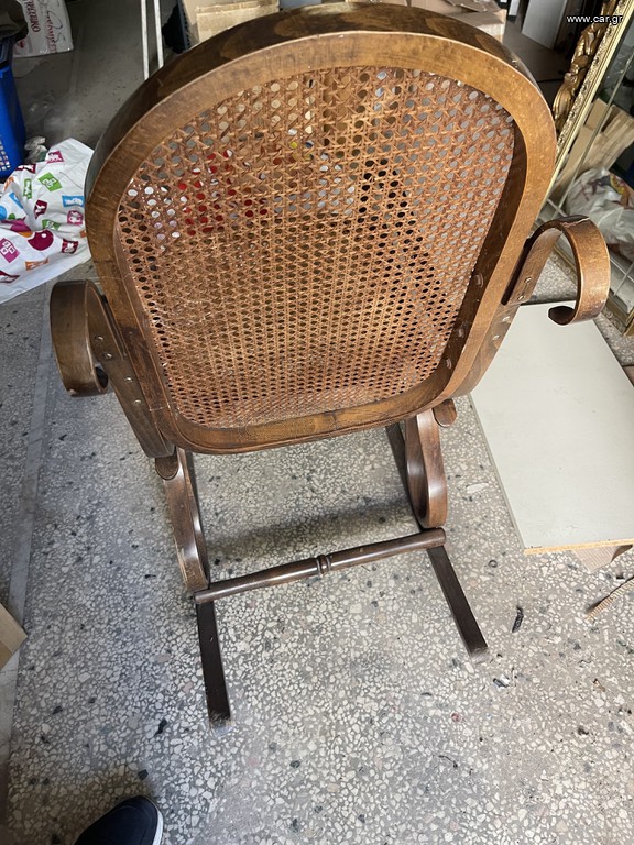 κουνιστή καρέκλα