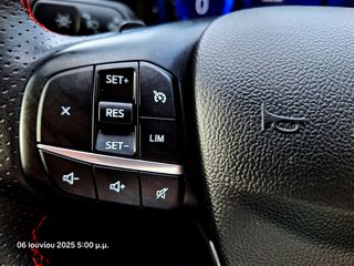 Ford Kuga 2021 ST LINE DIESEL 1.5 TDCi 120HPS AUTOMATO-thumb-45