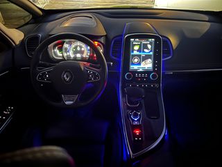 Renault Espace 2015 INITIALE-thumb-36
