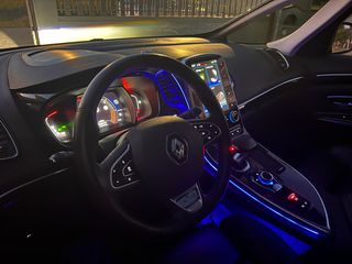 Renault Espace 2015 INITIALE-thumb-34
