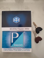Piaggio Beverly 300i Tourer 2010-thumb-10