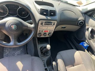 Alfa Romeo Alfa 147 2002-thumb-14