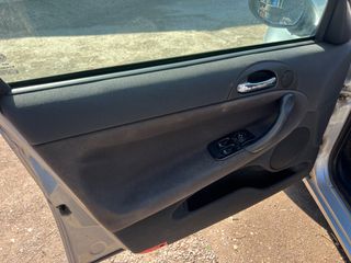 Alfa Romeo Alfa 147 2002-thumb-15