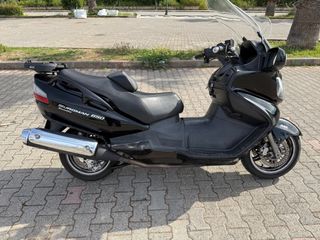 Suzuki Burgman 650 2011-thumb-1