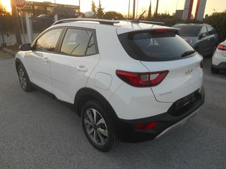 Kia Stonic 2023-thumb-4