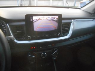 Kia Stonic 2023-thumb-8