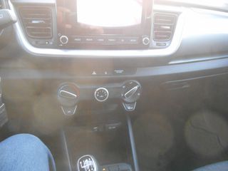 Kia Stonic 2023-thumb-10