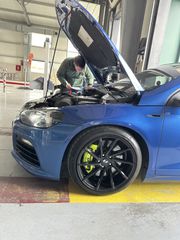 Volkswagen Scirocco 2010 R-thumb-31