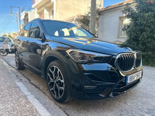 Bmw X1 2021 XDRIVE25E SPORT LINE ACC, HUD, PANORAMA, LED-thumb-3