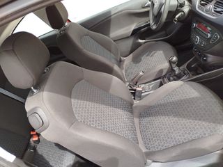 Opel Corsa 2016-thumb-9