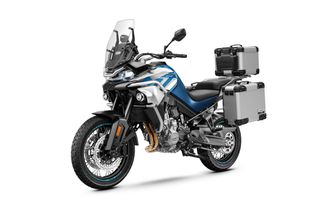 CFmoto 800ΜΤ Sport 2026 ΔΩΡΟ ΤΡΙΒΑΛΙΤΣΟ CRAFTED-thumb-2