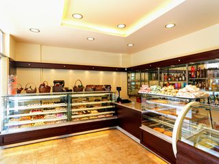 Πλήρης Εξοπλισμός Ζαχαροπλαστείου