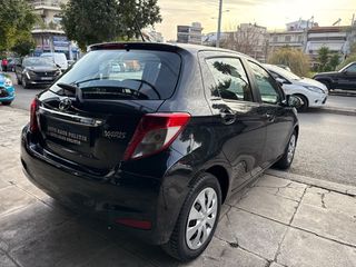 Toyota Yaris 2013-thumb-17