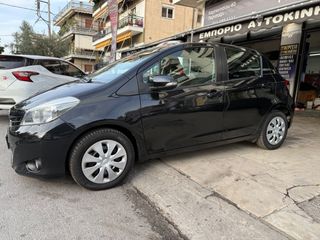 Toyota Yaris 2013-thumb-35