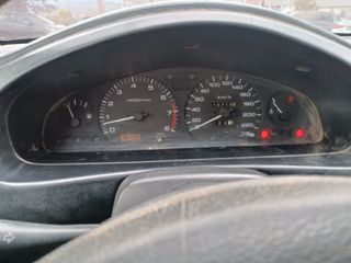 Nissan Sunny 1993-thumb-15