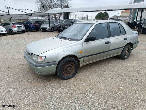 Nissan Sunny 1993