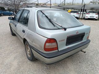 Nissan Sunny 1993-thumb-5