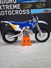 Husqvarna TE 250 2025 TE 250 i HERITACE-thumb-2