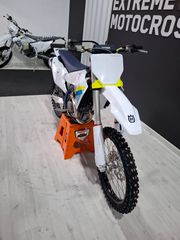 Husqvarna FC 450 2025 FC 450-thumb-2