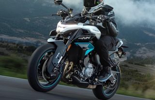 CFmoto 675 NK 2026 ABS ΕΤΟΙΜΟΠΑΡΑΔΟΤΟ-thumb-4