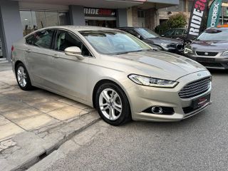 Ford Mondeo 2015 1.6 DIESEL TITANIUM BOOK SERVICE FORD.