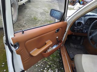 Mercedes-Benz E 240 1982-thumb-14