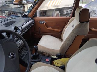 Mercedes-Benz E 240 1982-thumb-15