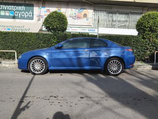 Alfa Romeo GT 2005