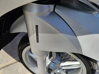 Piaggio Beverly 350 2020 ABS-ASR-thumb-11