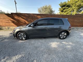 Volkswagen Golf 2018 *GTE DSG*204ps*Plug in*-thumb-10